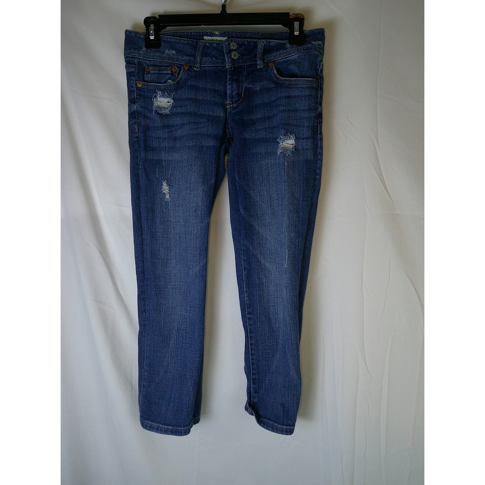 Vintage Aeropostale Womens Jeans Sizeโ 3/4 Distressed Medium Wash Slim Fit Denim
